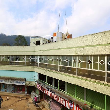 Hotel Charring Cross Ooty Kültér fotó