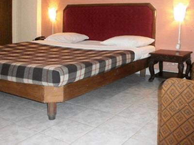 Hotel Charring Cross Ooty Kültér fotó