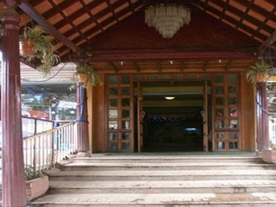 Hotel Charring Cross Ooty Kültér fotó