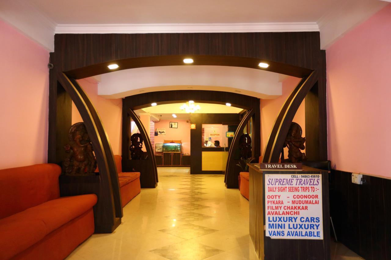 Hotel Charring Cross Ooty Kültér fotó