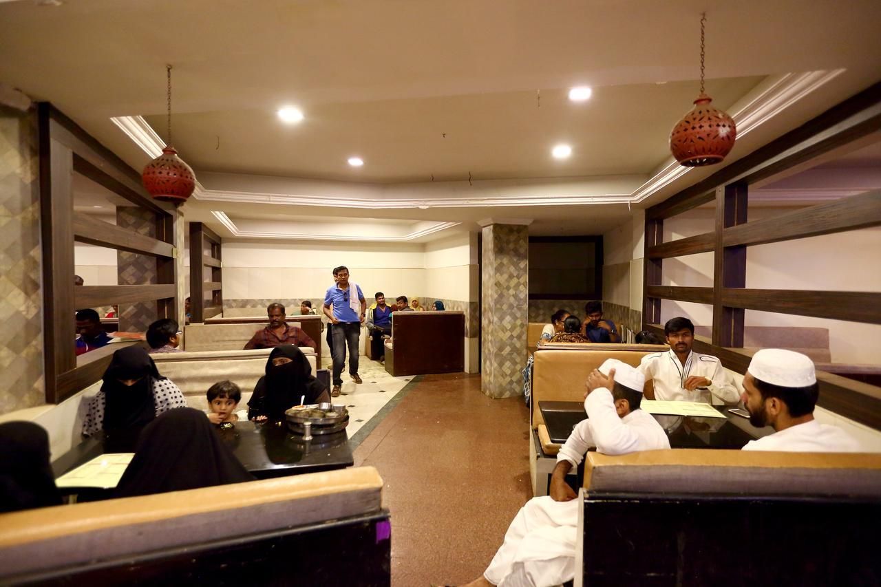 Hotel Charring Cross Ooty Kültér fotó